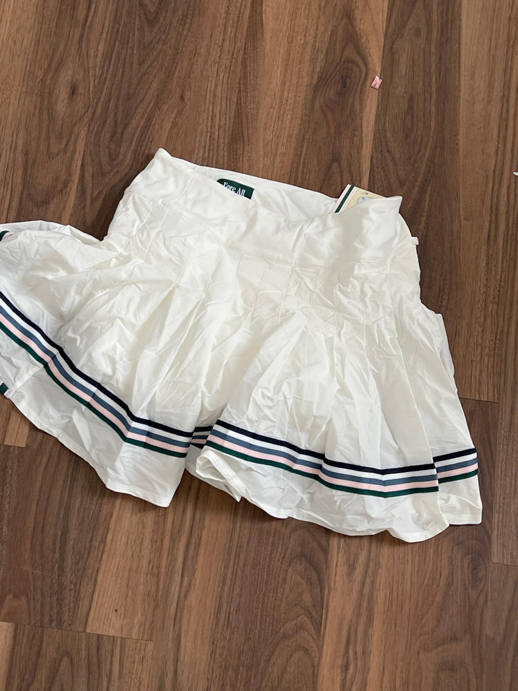 Fore ALL Jane Skirt - White size medium tennis skirt in white
