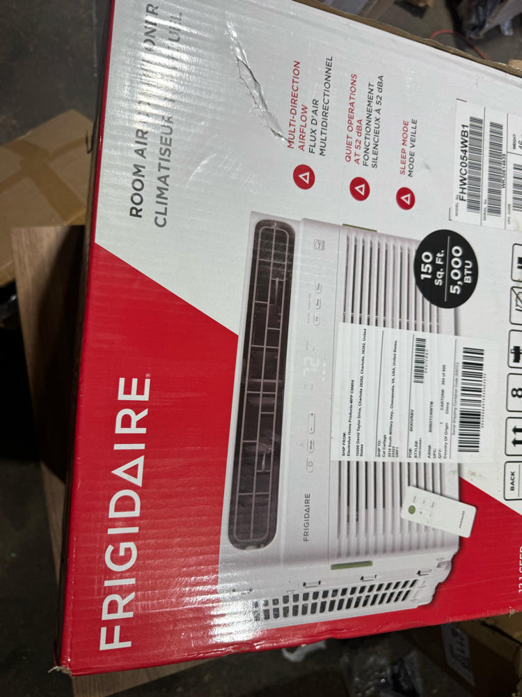 Frigidaire 5 000 BTU Window Room Air Conditioner with Remote Control