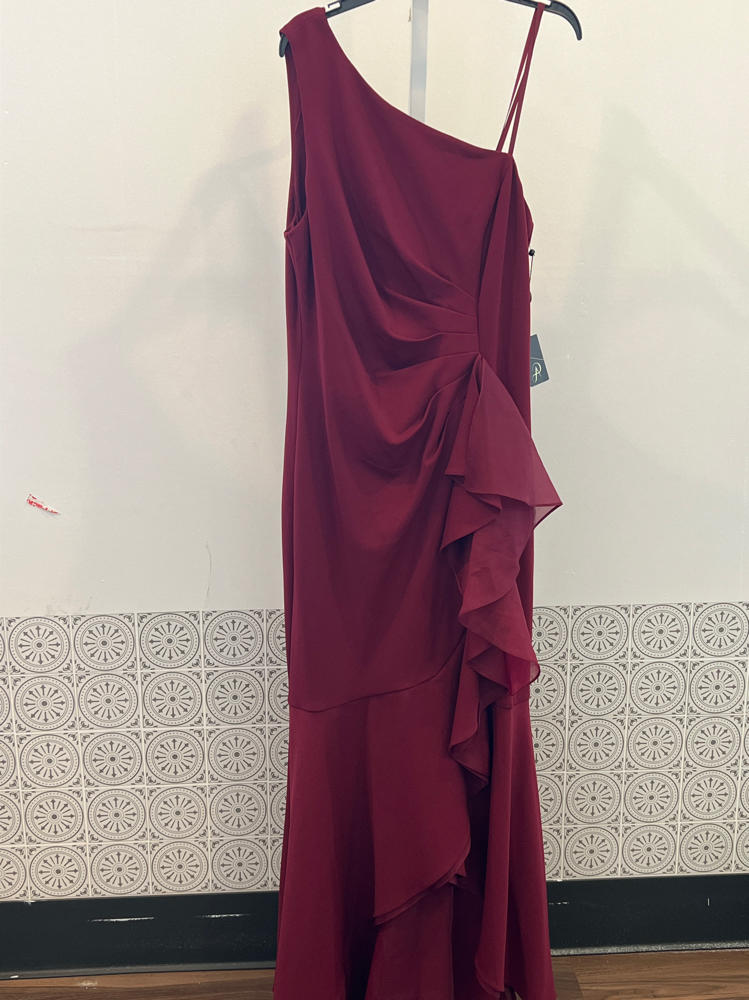 Adrianna Papell Women's Crepe One Shoulder Ruffle Gown, Crimson Haze, 10