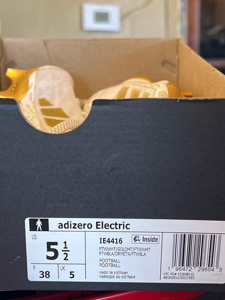 adidas Adizero Electric Mens Shoes Size 5.5, Color: Cloud White/Gold Metallic/Cloud White