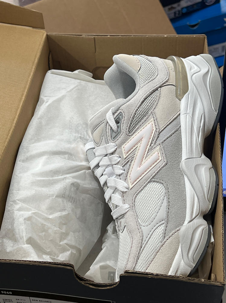 New Balance 9060 Big Kids Shoes (Silver Grey, 6)
