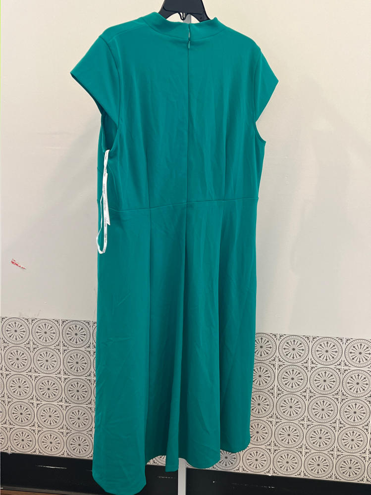 Calvin Klein Plus Size V-Neck Short-Sleeve a-Line Dress - Jungle Size 16W