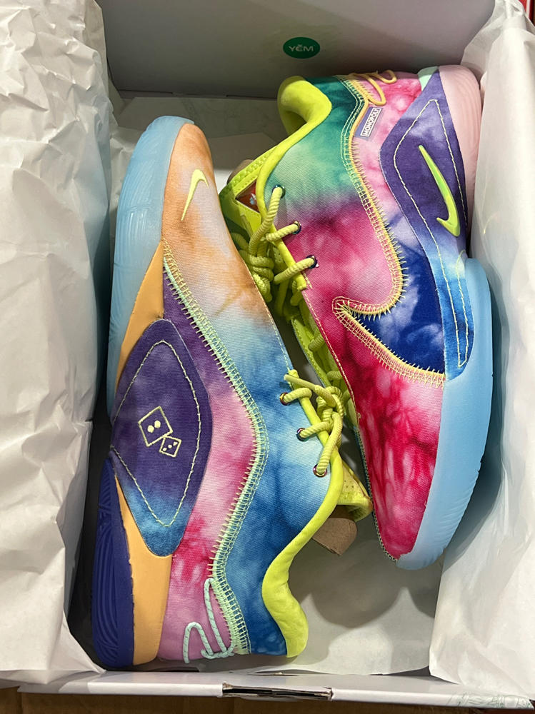 Lebron XXII What The Currency Basketball Shoes (HV8080-300, Mint Foam/Light Lemon Twist/Aquarius Blue/Cerise)