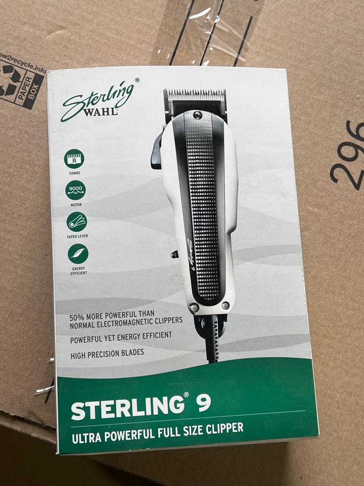 Wahl Professional Sterling 9 Clipper, High-Performance Corded Electric Hair Cutting Tool, Adjustable Blade, Silver