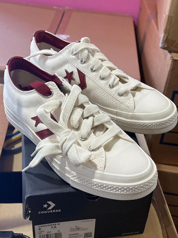 Converse Star Player 76 - Women's (A12591C, Egret/Park Red/Egret) Size 7.5