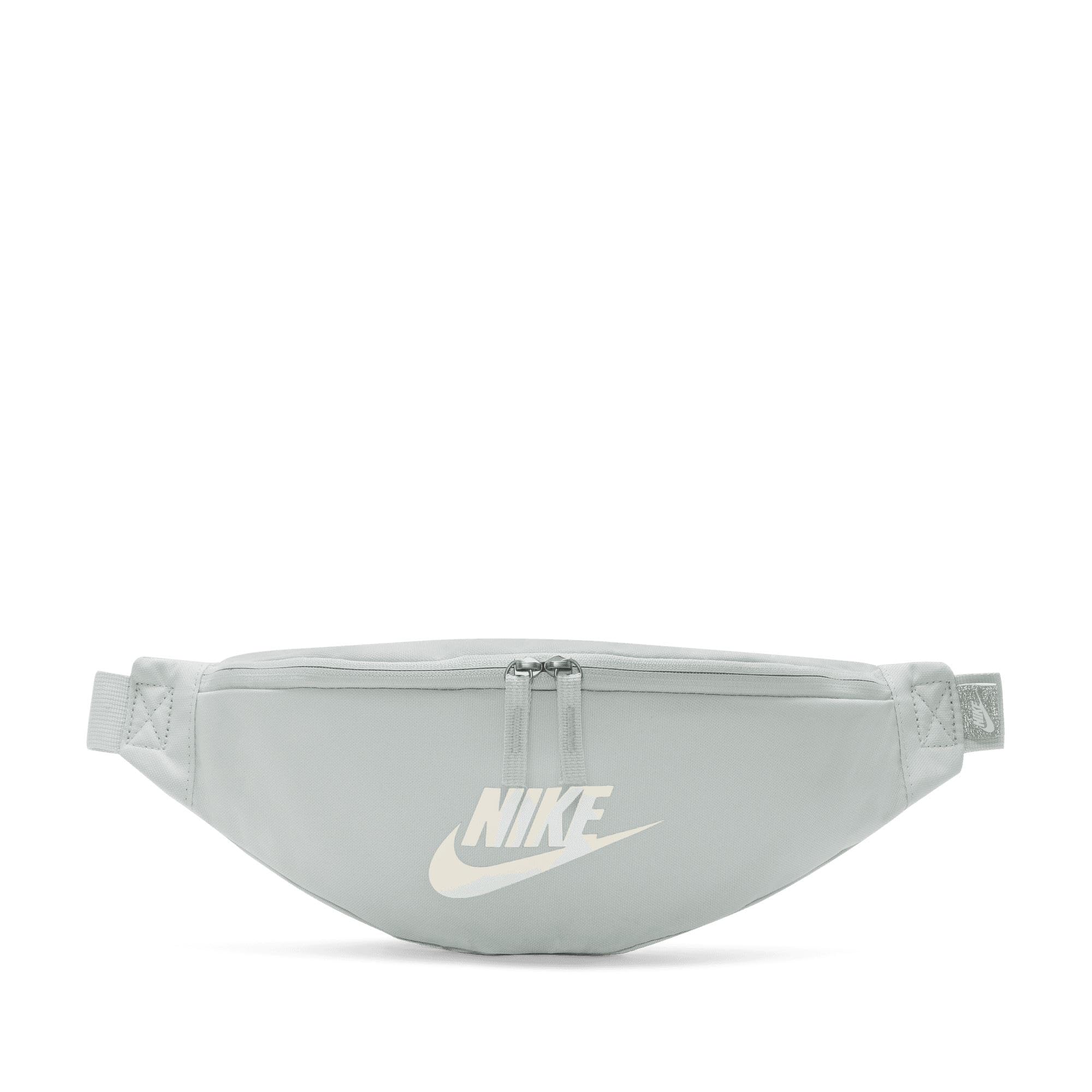 Nike Heritage Waistpack (3L) - Light Silver/Light Silver/Phantom