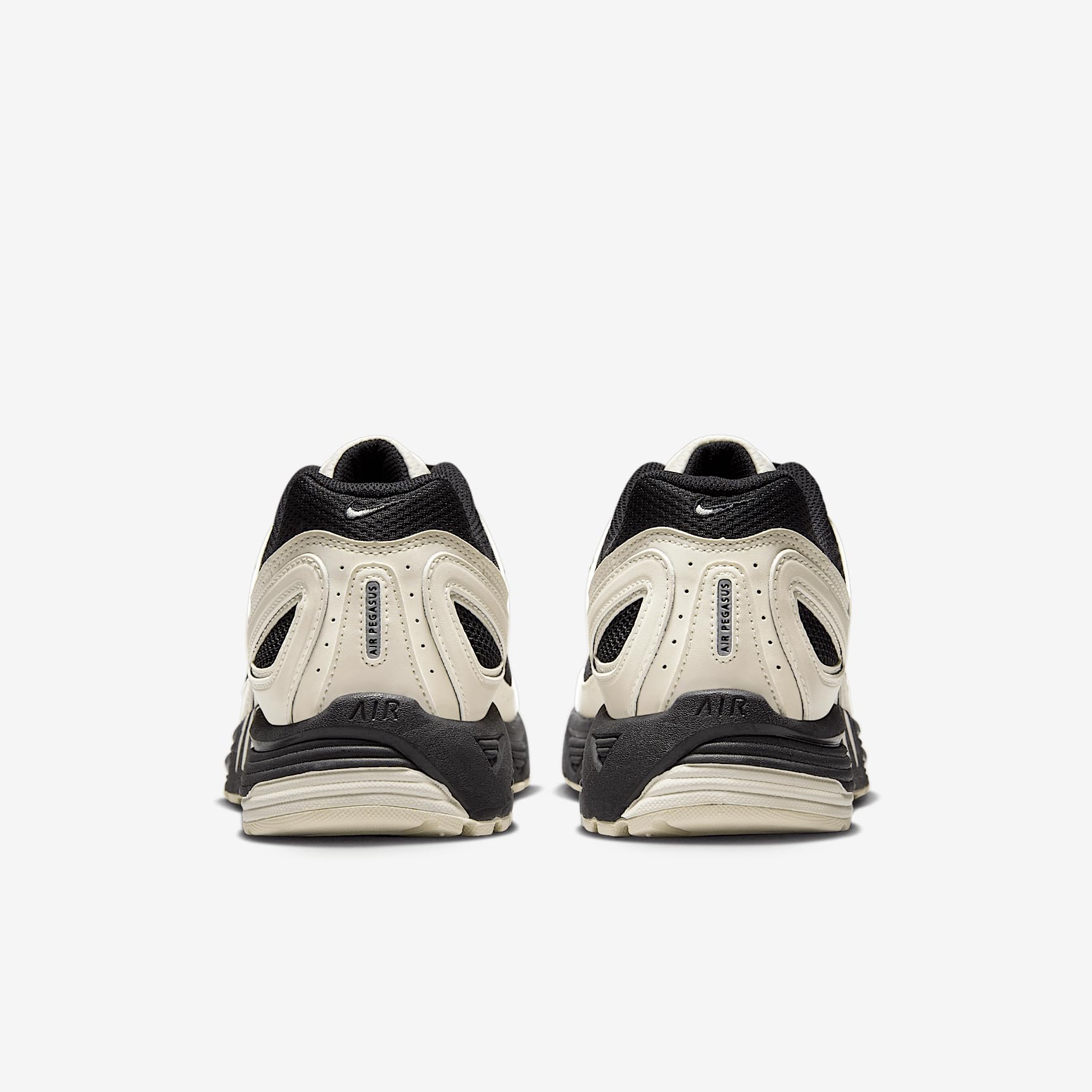 NIKE AIR PEGASUS 2005 "PALE IVORY/METALLIC SILVER-COCONUT MILK"
