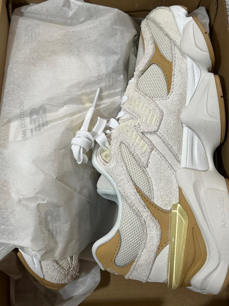 New Balance 9060 Big Kids Shoes (Sea Salt Tan Yellow, )