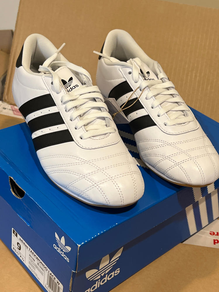 adidas Women's Taekwondo LACE W FTWR whiteCore Black/Gum 3 US