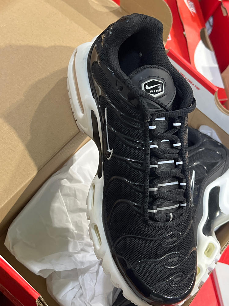 Nike Womens WMNS Air Max Plus DM2362 001 Black/White - Womens