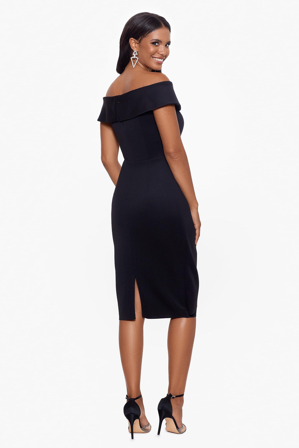 Xscape Women's Knee Length Off-The-Shoulder Scuba Side Ruched Dress, Black, 6