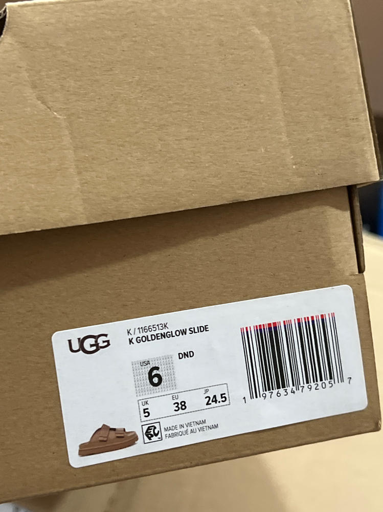 UGG Kids K Goldenglow Slide Sandal, Dark Sand, 6 fits women's 8