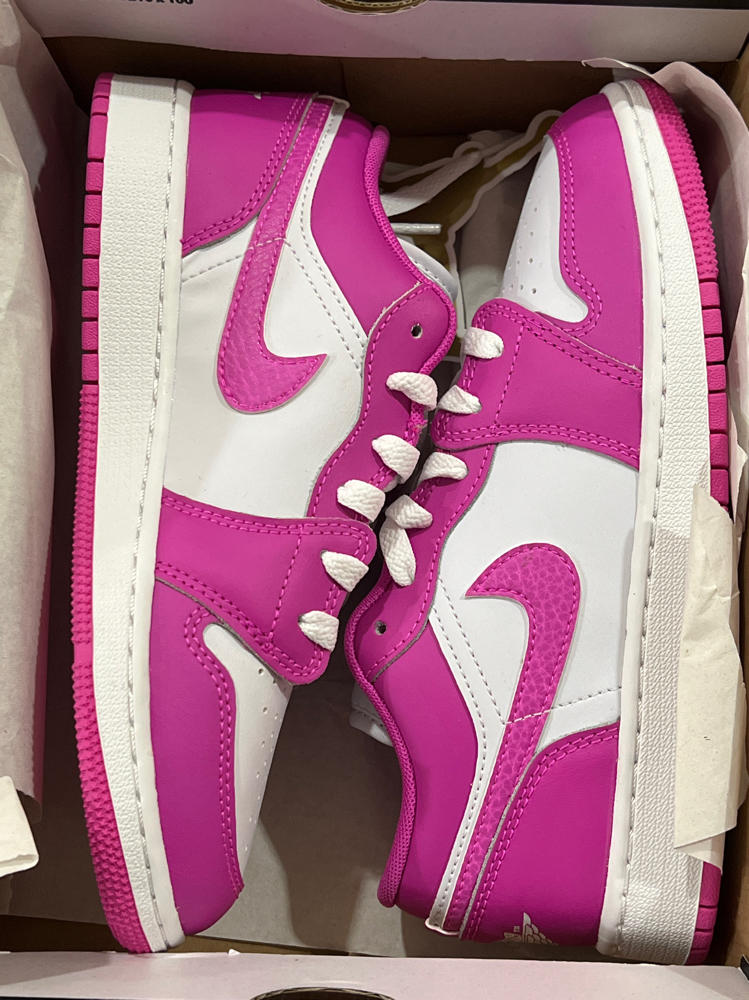 Big Kid's Air Jordan 1 Low GS Fire Pink/Iris Whisper-White (FV8486 600) Gradeschool - Size 4.5y, 5y