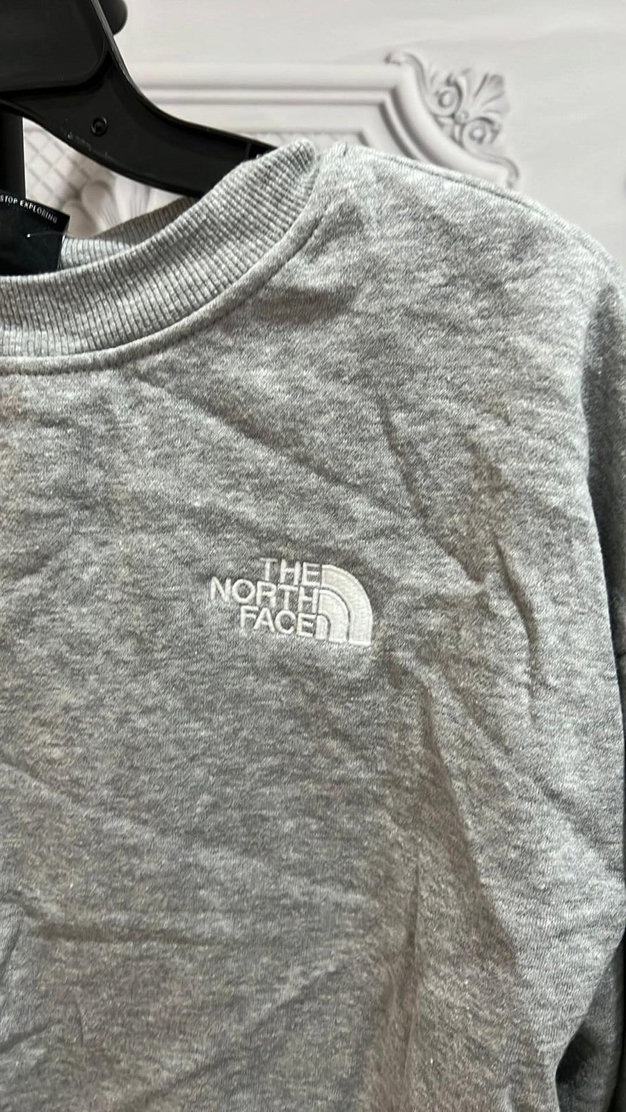 The North Face Womens Fit Crewneck Sweatshirt  Grey Solid