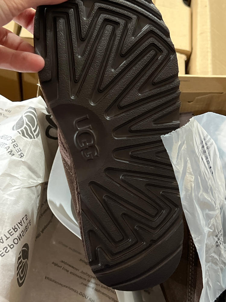 UGG Unisex-Child Neumel Ii Boot, Dusted Cocoa, 3 Little Kid