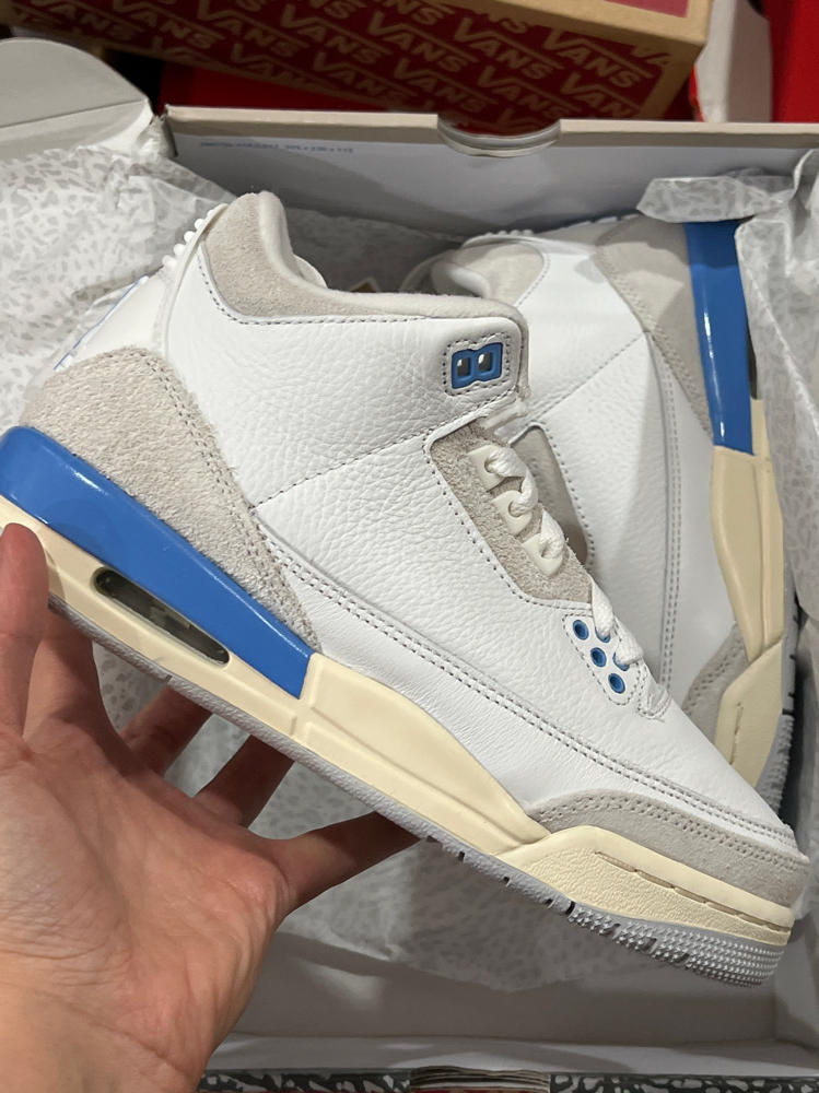 Big Kid's Jordan 3 Retro 'Lucky Shorts' (DM0967 101) - Size 5y, 4y , 5.5y new