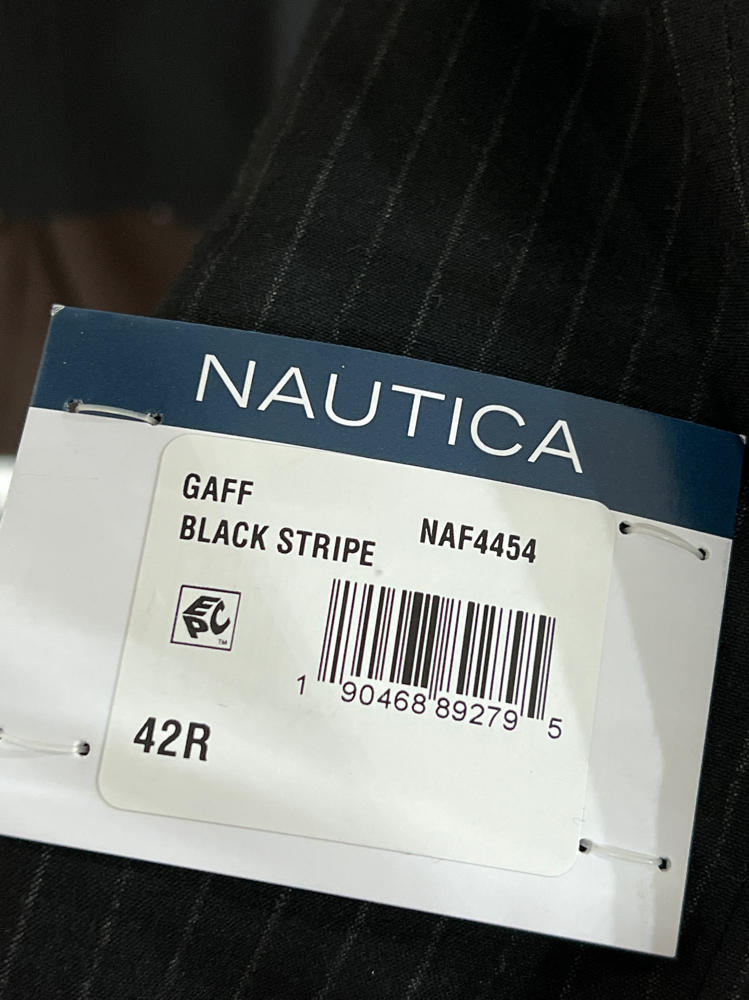 Nautica Mens Modern fit 2 Piece Suit 42 R / 36 Waist Black Striped Stretch