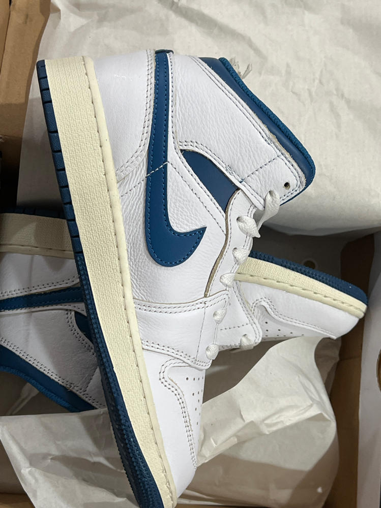 Jordan Big Kid's 1 Mid SE White/Industrial Blue-Sail (FN7432 141) - 5