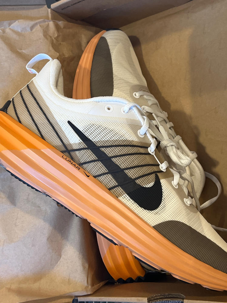 Nike Lunar Roam Men's Shoes (DV2440-101, Summit White/Coconut Milk/Khaki/Black)