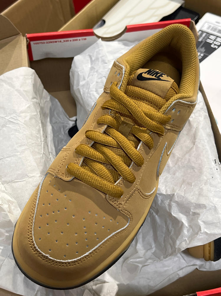 Nike Dunk Low Retro SE Men's Shoes (HQ1932-700, Wheat/Gum Yellow/Black/Wheat) Size 8