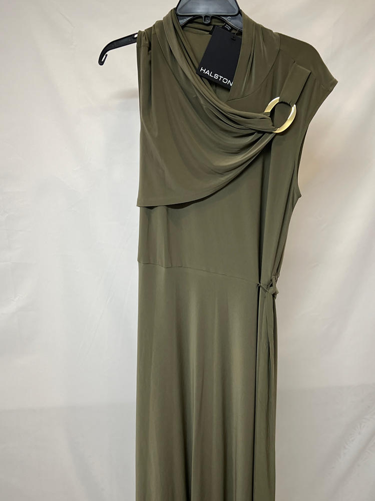 HALSTON H Women's Sleeveless Draped Neck Oval Hardware Dress, Sage