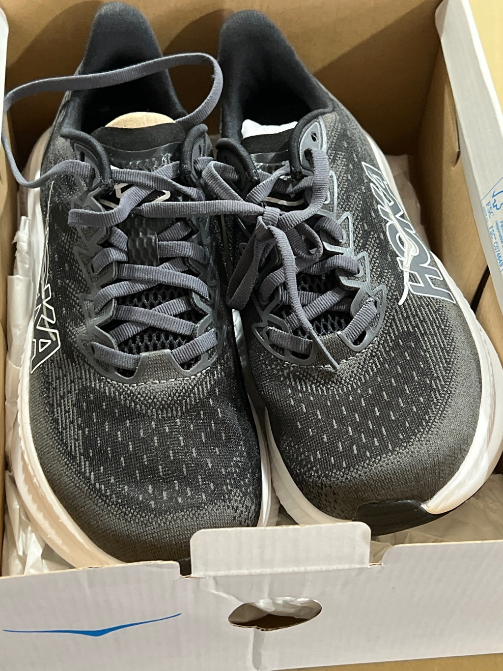 Hoka Mach 6 lightweight running sneakers
