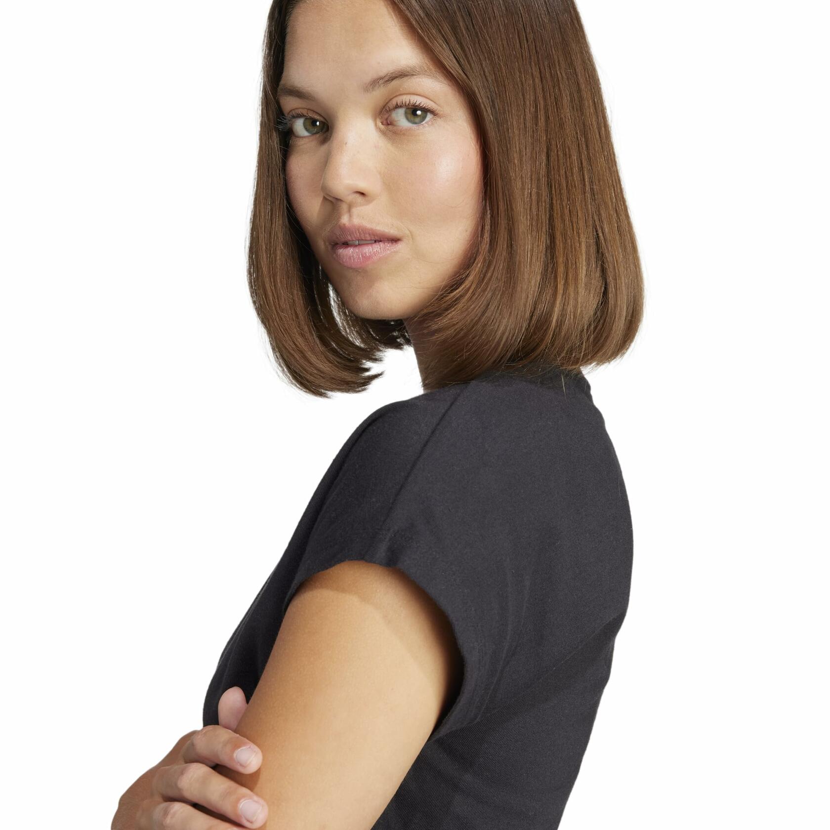 Adidas Women's Linear Single Jersey Sportswear T-Shirt, Black/White, Medium