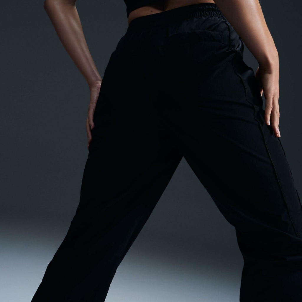 Nike Womens Windrunner High-Waisted Woven Open-Hem Pants Black/White Small, xs