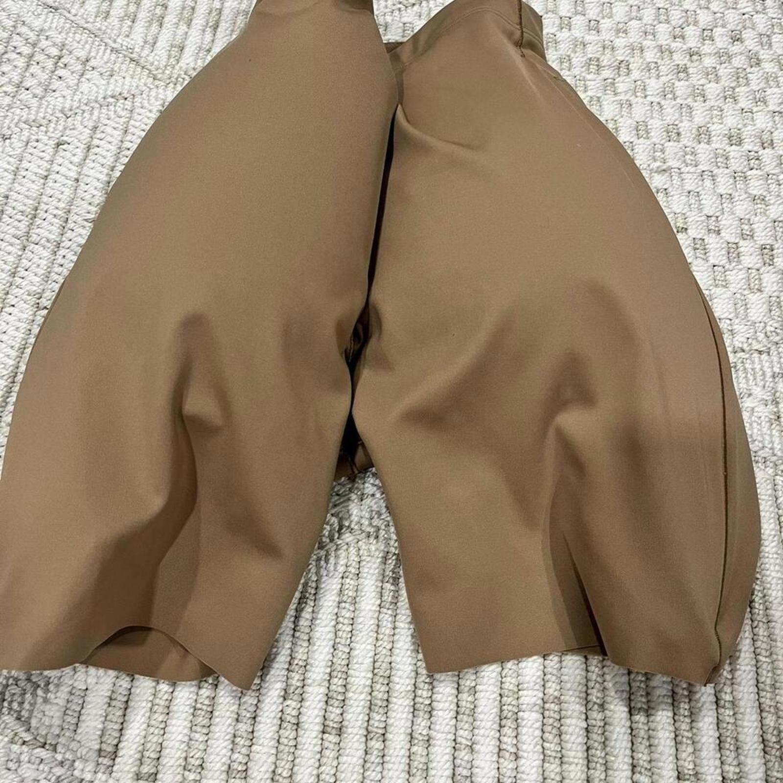 Skims Body - Butt & Hip Enhancing Mid Thigh Padded Short - clay