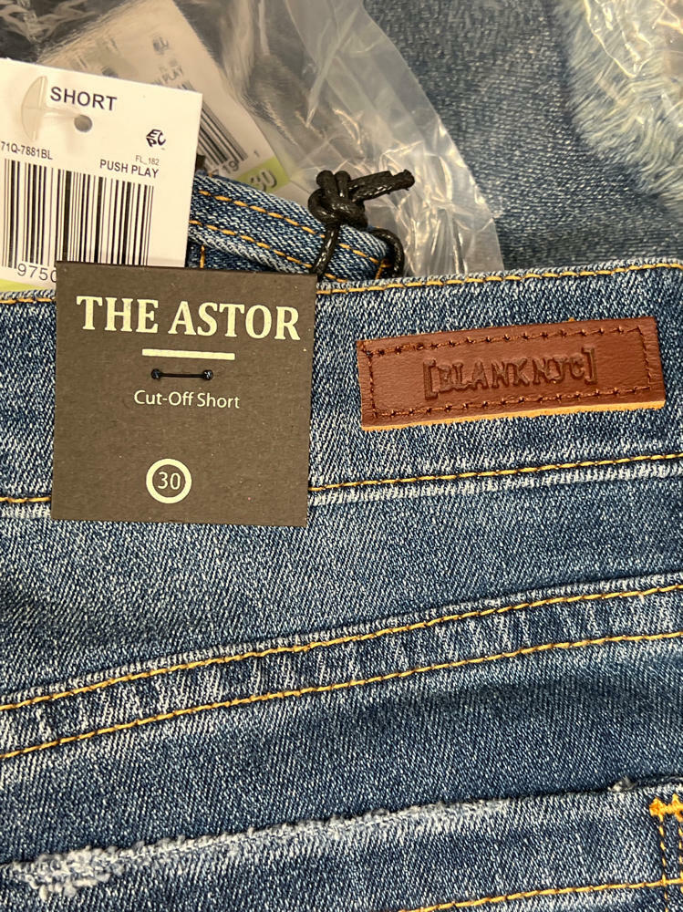 [BLANKNYC] Womens The Astor Denim Short Cutoff Shorts size 30 new