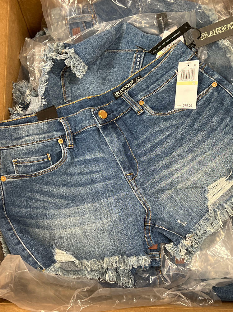 [BLANKNYC] Womens The Astor Denim Short Cutoff Shorts size 30 new