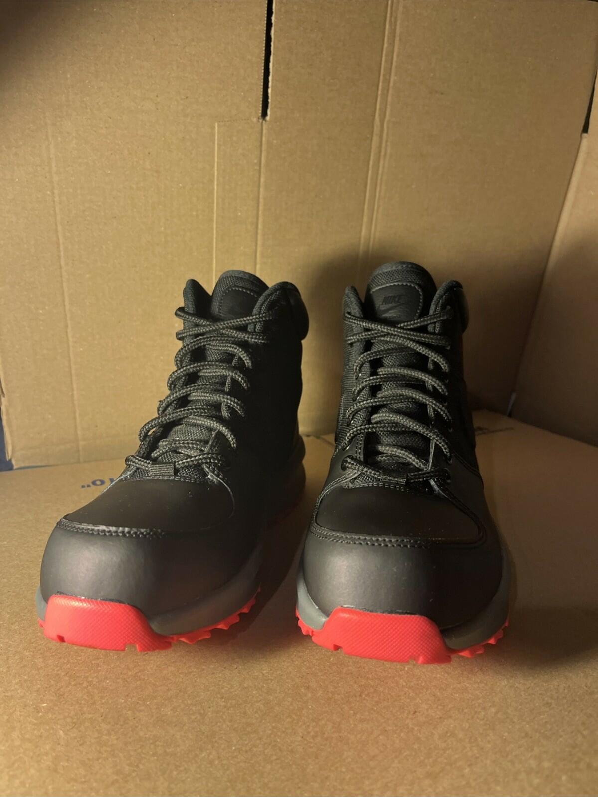 Nike Manoa PS Boots Black Hyper Pink AJ1283-001 Youth Size 1Y. NEW IN BOX