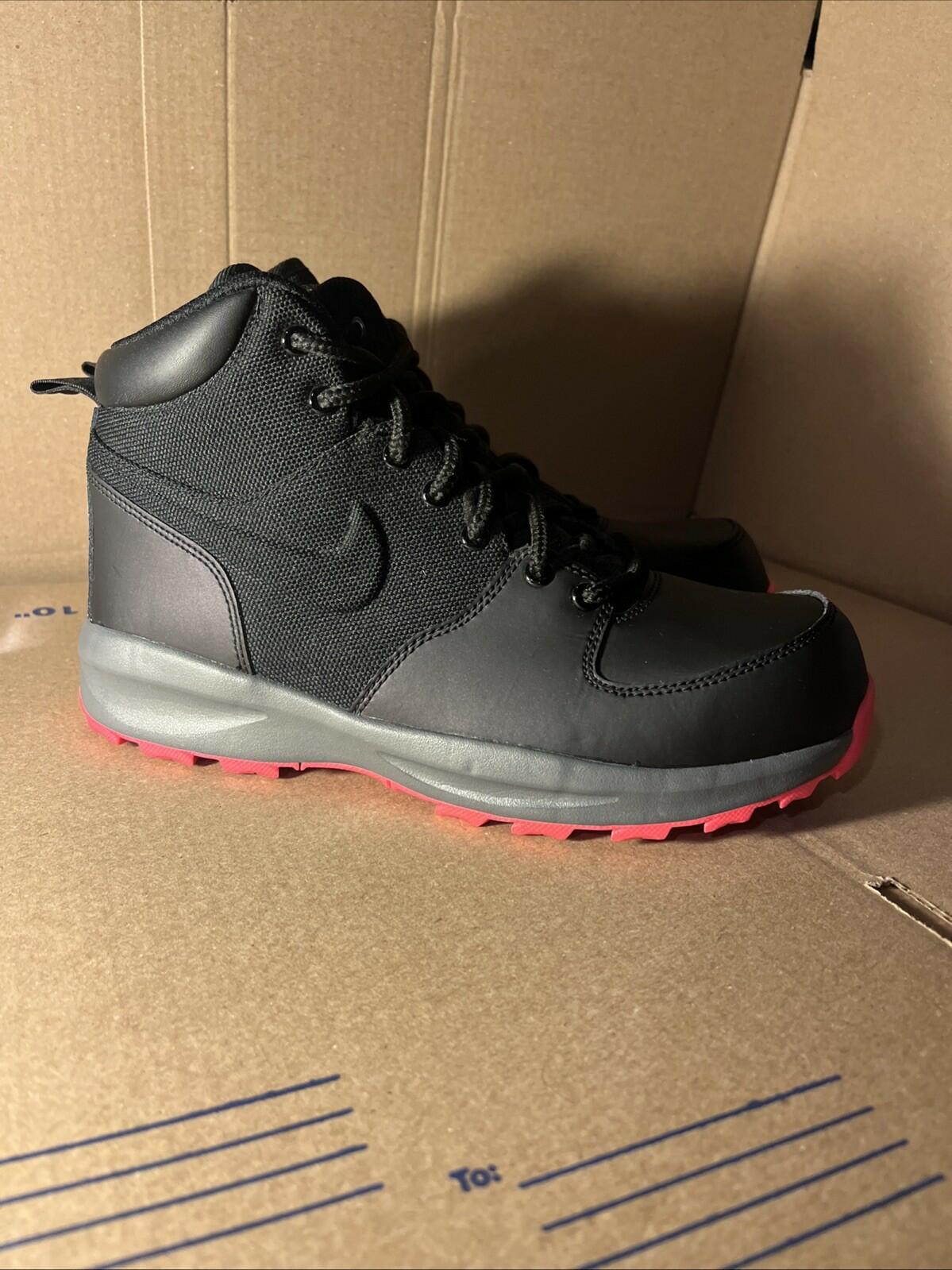 Nike Manoa PS Boots Black Hyper Pink AJ1283-001 Youth Size 1Y. NEW IN BOX