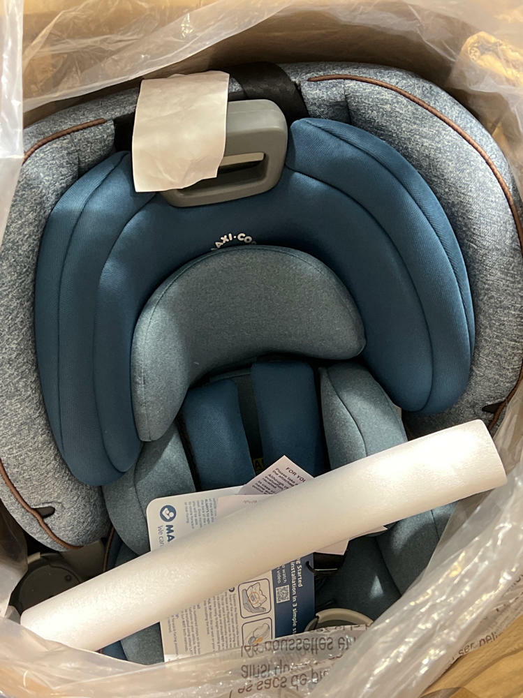 Maxi-Cosi Emme 360 Rotating Convertible Car Seat in Pacific Wonder"