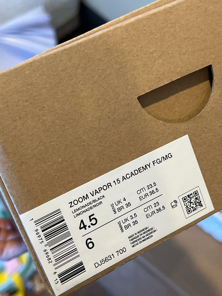 Nike Mercurial Vapor 15 Academy (DJ5631-700, Lemonade/Black) Size 4.5