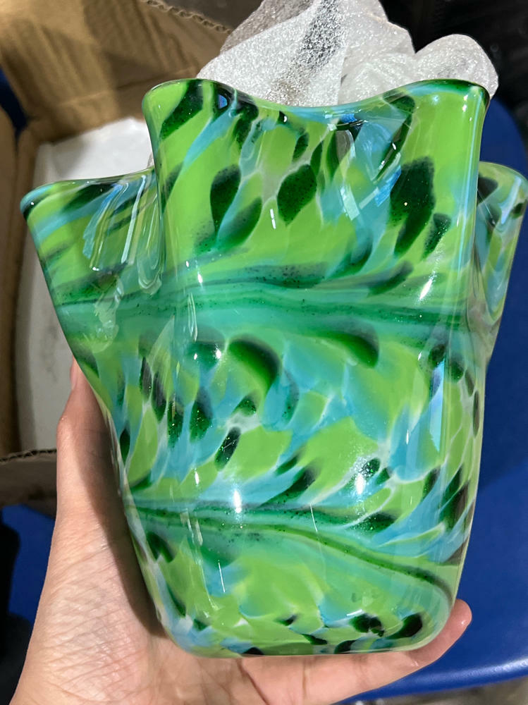 MEANT2TOBE Bud Vases - Hand Blown Glass Short Vase - 6.7x6.7x6.7-Inch Glass Vase with Irregular Neck Design Blown Glass Decor - Green Vase with Flat Bottom for Floral Arrangements (Green & Blue)