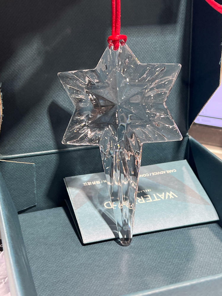 waterford shining star Ornament, 1087183. new crystal in box 2024 doen't show year