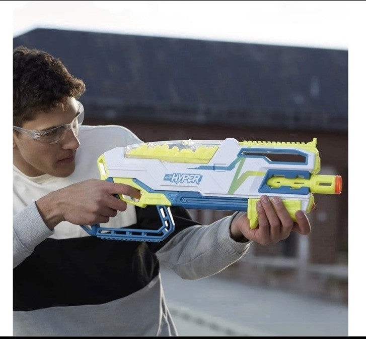 Nerf Hyper Siege-50 Pump-Action Blaster, 40 Hyper Rounds, Eyewear, Up to 110 FPS Velocity, Easy Reload, Holds Up to 50 Rounds